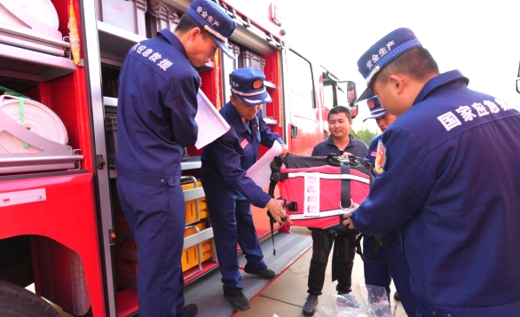 国家危险化学品应急救援中煤榆林队迎来一批新装备